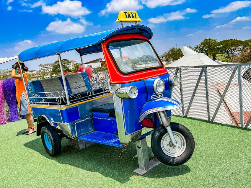 泰國747 CAFE BANGKOK｜有錢就是任性！直接拉一台747飛機來開咖啡廳