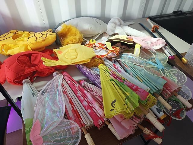 宜蘭縣礁溪鄉柯爺爺農場 | 宜蘭親子景點．近距離接觸小動物．免費變裝打卡趣．寵物友善園區