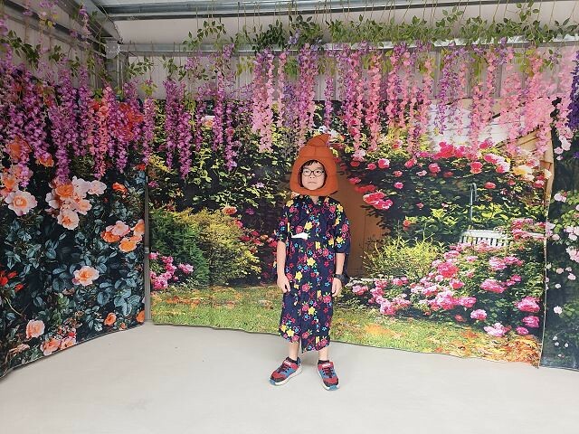 宜蘭縣礁溪鄉柯爺爺農場 | 宜蘭親子景點．近距離接觸小動物．免費變裝打卡趣．寵物友善園區