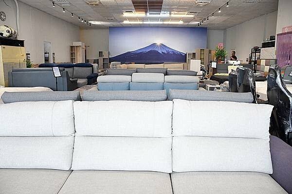 高雄家具店推薦～家的感覺在哪裡？【寶泰家具】給我滿滿家的豐富感！高品質的家具品質、滿分的服務、實在的