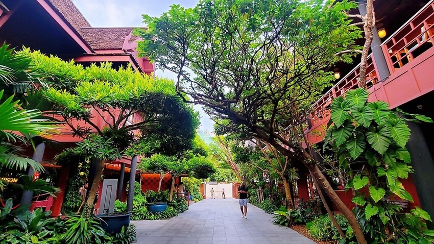 泰絲之王故居‵金湯普森博物館′|泰國曼谷必訪景點美食,沈浸在傳統泰式建築中,品嚐道地泰式料理及夢幻調酒真是泰幸福!