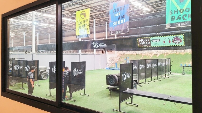 泰國芭達雅必玩景點 | Light Bullet Shooting Range 亞洲超大型真槍實彈射擊場地，安全又刺激絕對不能錯過的體驗！！