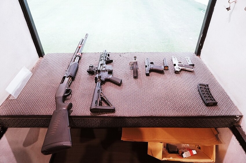 泰國芭達雅必玩景點 | Light Bullet Shooting Range 亞洲超大型真槍實彈射擊場地，安全又刺激絕對不能錯過的體驗！！