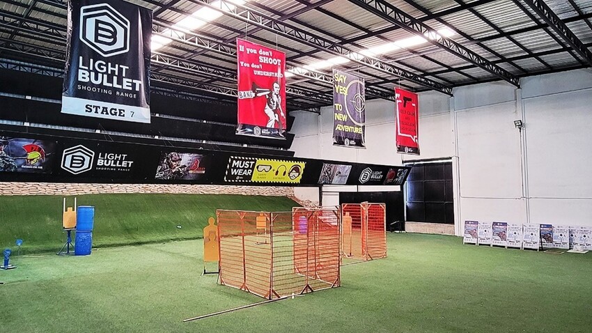 泰國芭達雅必玩景點 | Light Bullet Shooting Range 亞洲超大型真槍實彈射擊場地，安全又刺激絕對不能錯過的體驗！！