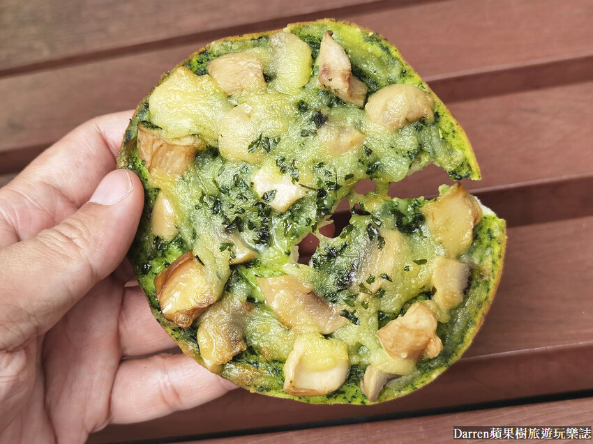 一口馬可貝果披薩,起司貝果7-11價錢,7-11美食推薦,7-11微波食品推薦,7-11食物推薦,7-11微波食品推薦dcard,7-11微波冷凍食品,711貝果,德式辣腸貝果披薩,照燒章魚貝果披薩,青醬菇菇貝果披薩