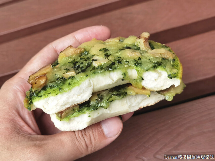 一口馬可貝果披薩,起司貝果7-11價錢,7-11美食推薦,7-11微波食品推薦,7-11食物推薦,7-11微波食品推薦dcard,7-11微波冷凍食品,711貝果,德式辣腸貝果披薩,照燒章魚貝果披薩,青醬菇菇貝果披薩