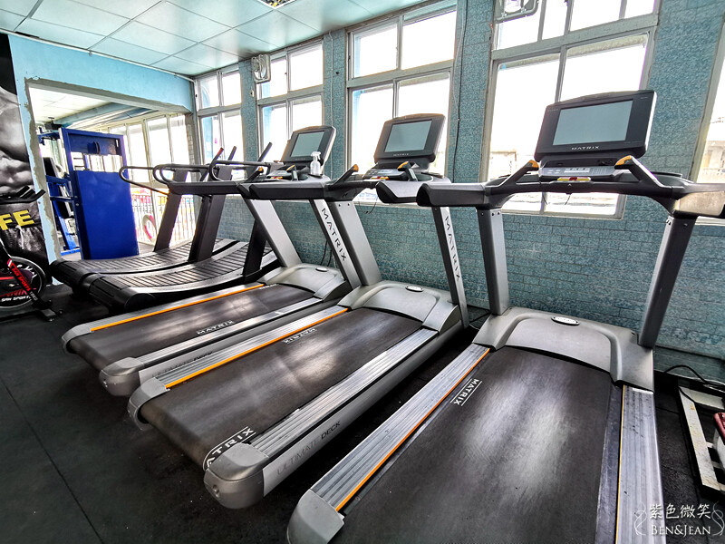 宜蘭縣冬山鄉龍目井湧泉活水游泳池》20元起一票玩到底.奈米氣泡熱水牛奶浴.健身房 SPA 烤箱 蒸汽室~CP值超高