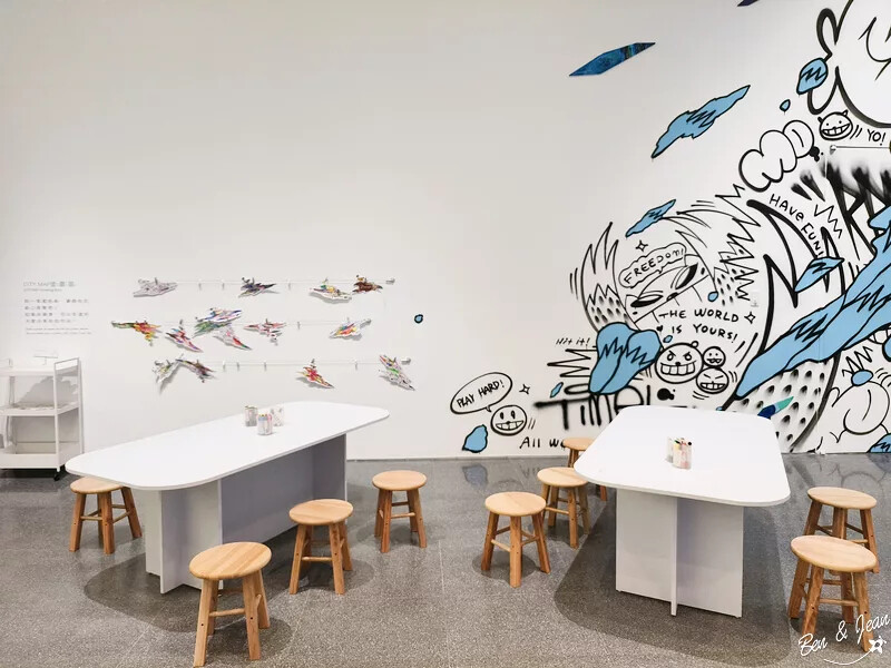 桃園市中壢區桃園市兒童美術館》全台最美的兒童美術館，以當代藝術為主題，純白色斜頂山丘好吸睛