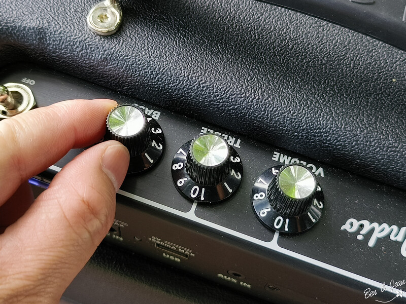 Fender indio 2藍牙喇叭 》 2022 IFA 最佳藍牙音響、經典美型、 高續航力、隨時隨地都有歡樂好聲音