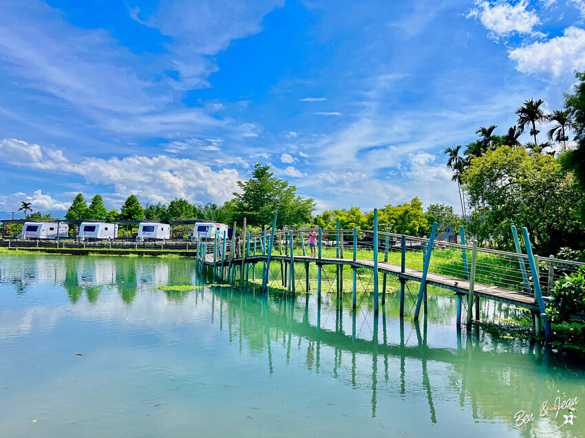 宜蘭縣員山鄉雷公埤》免門票湧泉戲水景點、落羽松秘境、木樁棧橋、環湖步道