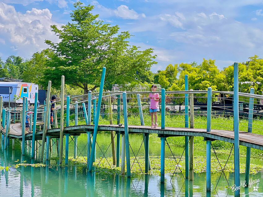 宜蘭縣員山鄉雷公埤》免門票湧泉戲水景點、落羽松秘境、木樁棧橋、環湖步道