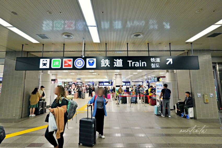 日本【成田機場交通】京成電鐵 Skyliner,41分鐘直達上野,上野逛街美食購物分享