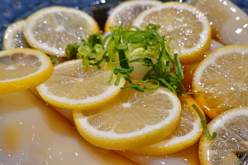 日本【東京】池袋｜ひもかわ桐生，夏日必吃清爽檸檬烏龍冷麵，獨特滑溜寬烏冬麵