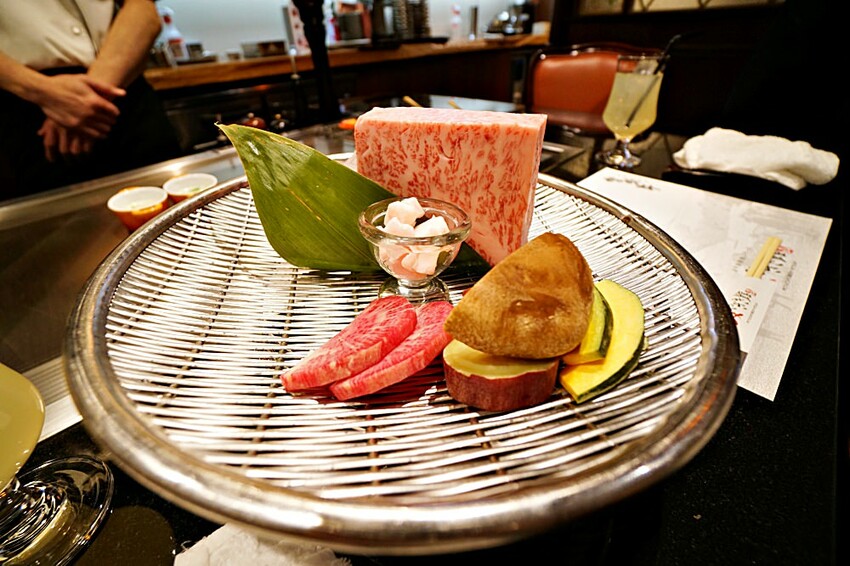 日本【2024大阪必吃美食】心齋橋、難波、道頓堀美食，燒肉、拉麵、壽司推薦