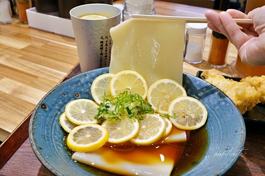 日本【東京】池袋｜ひもかわ桐生，夏日必吃清爽檸檬烏龍冷麵，獨特滑溜寬烏冬麵