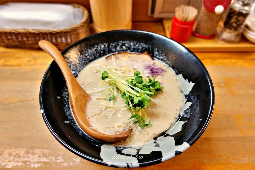 日本【2024大阪必吃美食】心齋橋、難波、道頓堀美食，燒肉、拉麵、壽司推薦