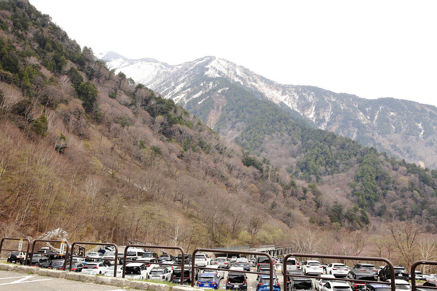 立生黑部真是人生必去一次的地方，雪牆絕景、沿途連綿不絶的壯麗