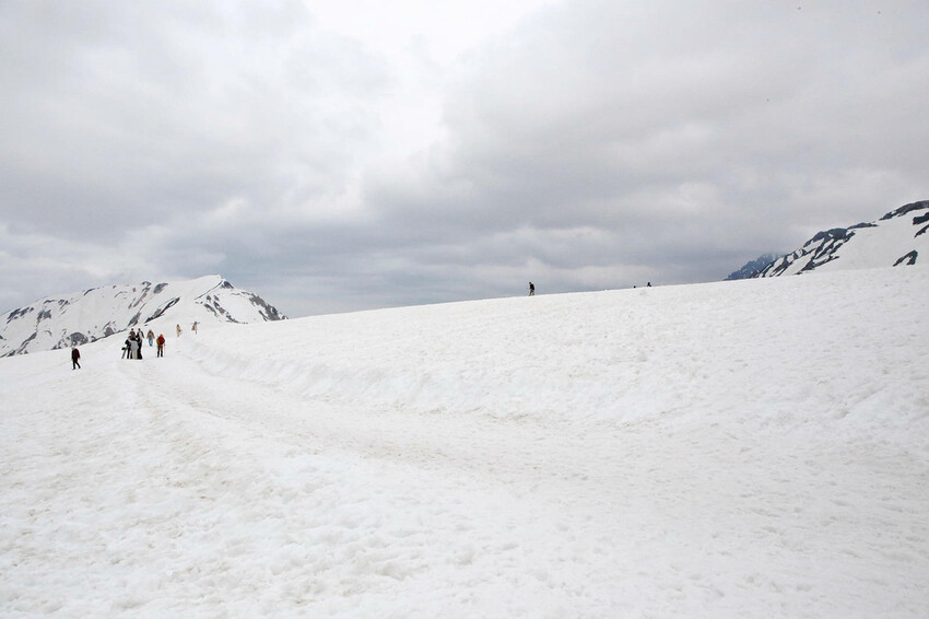 立生黑部真是人生必去一次的地方，雪牆絕景、沿途連綿不絶的壯麗