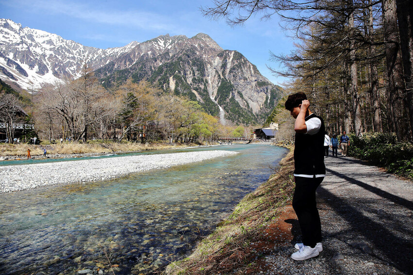 神的故鄉「上高地」,境內有大正池、田代池、河童橋、明神池等,