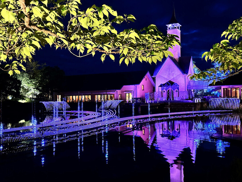 世界級美景,日本最大絢麗夢幻夜間燈光秀,結合花朵與燈飾的「名 世界級美景,日本最大絢麗夢幻夜間燈光秀,結合花朵與燈飾的「名