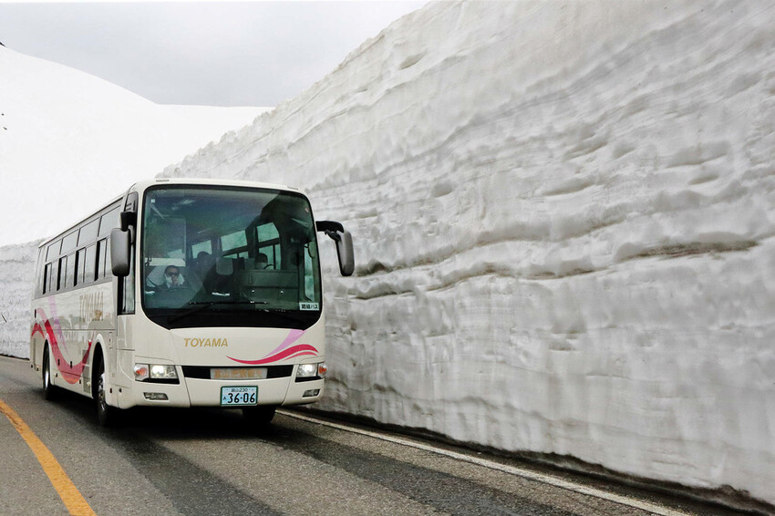 立生黑部真是人生必去一次的地方，雪牆絕景、沿途連綿不絶的壯麗