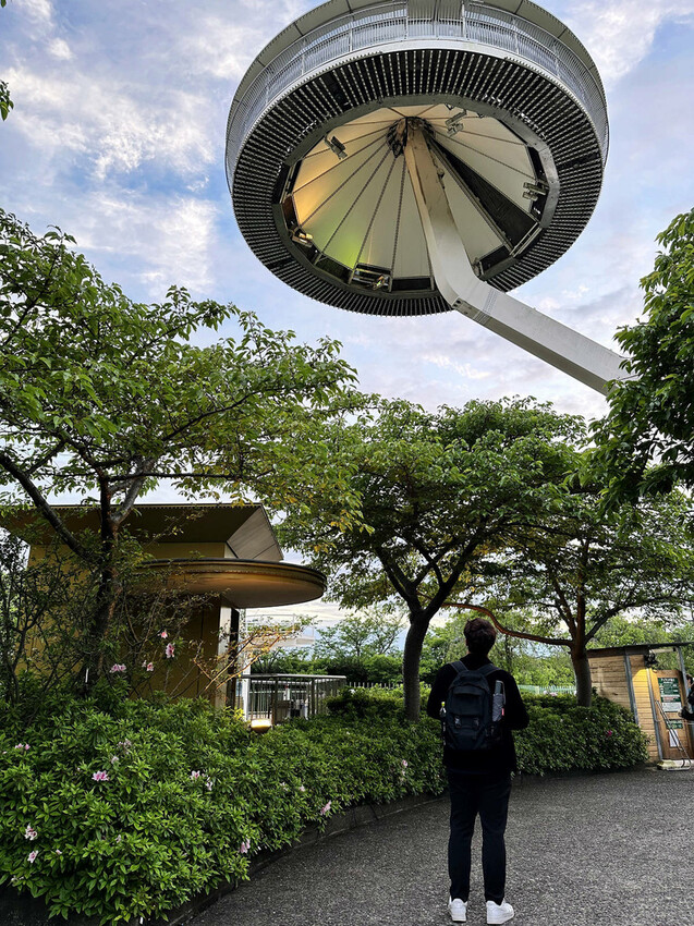 世界級美景,日本最大絢麗夢幻夜間燈光秀,結合花朵與燈飾的「名 世界級美景,日本最大絢麗夢幻夜間燈光秀,結合花朵與燈飾的「名