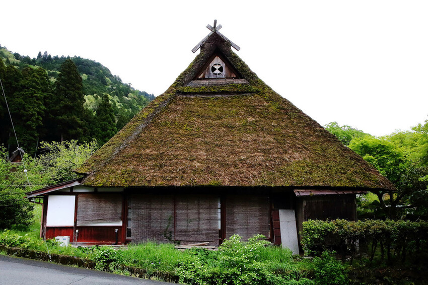 京都秘境-美山茅草屋之里｜美山合掌村，日本三大合掌村之一，被