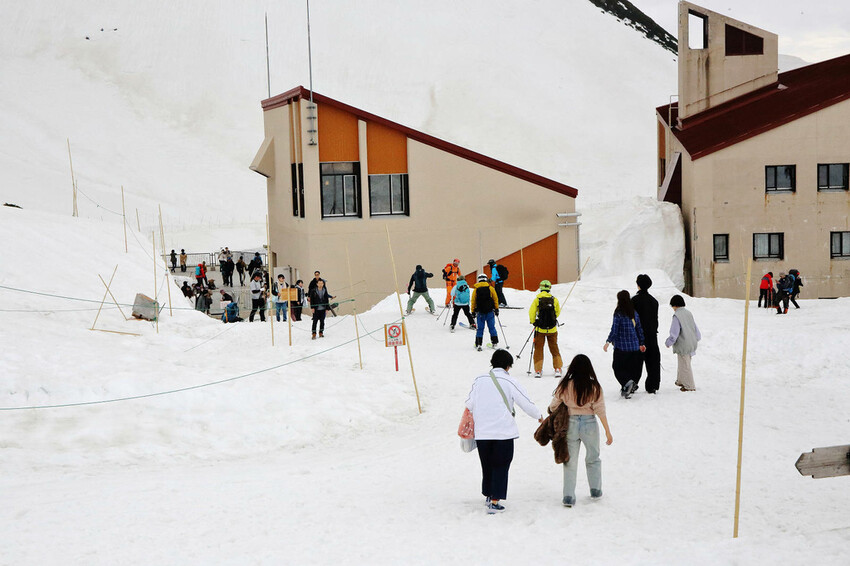 立生黑部真是人生必去一次的地方，雪牆絕景、沿途連綿不絶的壯麗