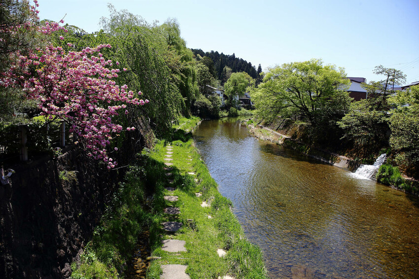 飛驒高山老街上三之町散策，高山老街散策與飛驒牛美食半日遊，老