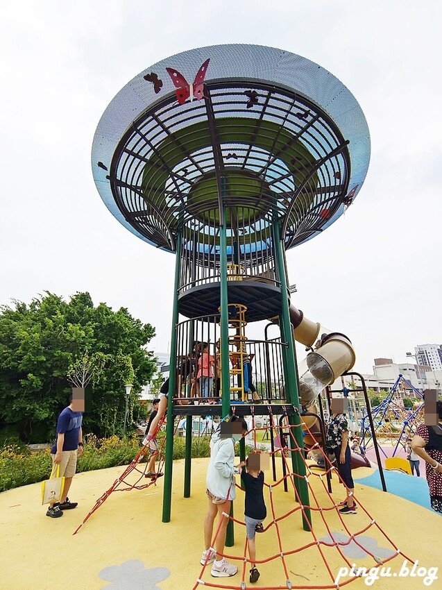彰化縣員林市彰化特色公園｜員林三和公園 員林共融式公園  3層樓高塔溜滑梯 首座四合一公園
