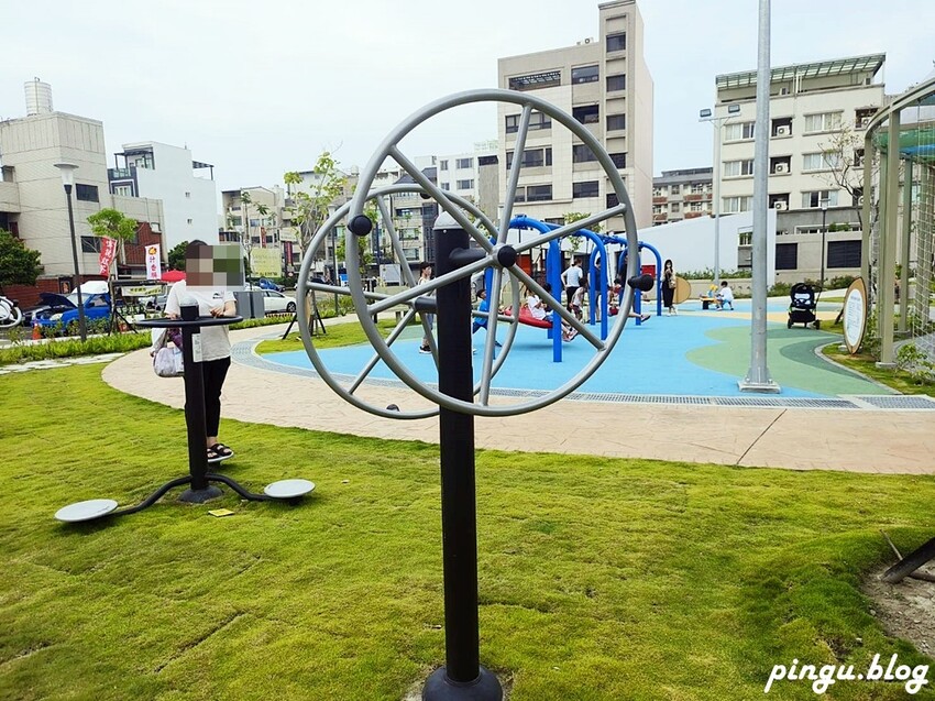 彰化縣員林市彰化特色公園｜員林三和公園 員林共融式公園  3層樓高塔溜滑梯 首座四合一公園
