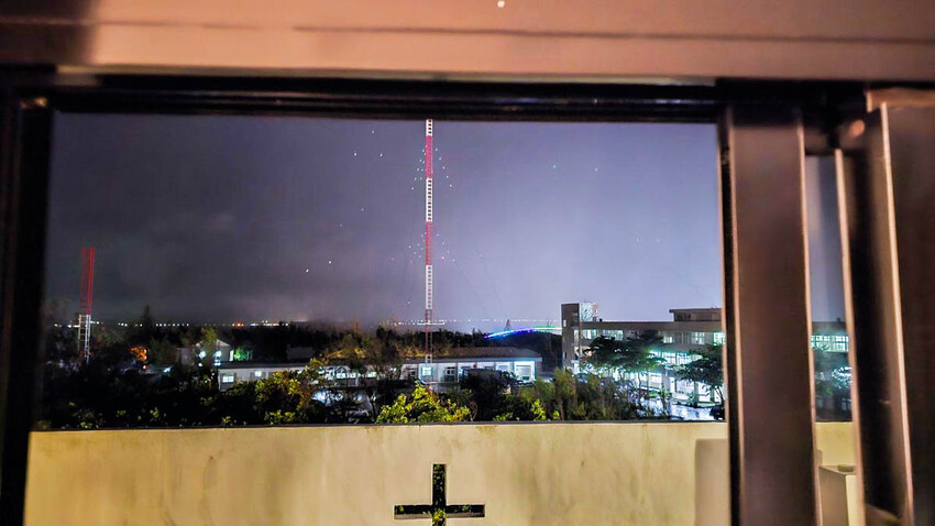 澎湖縣馬公市2024澎湖花火節煙火實拍，4大打卡公仔開箱！加碼一個官方沒說的隱藏公仔偷偷告訴你