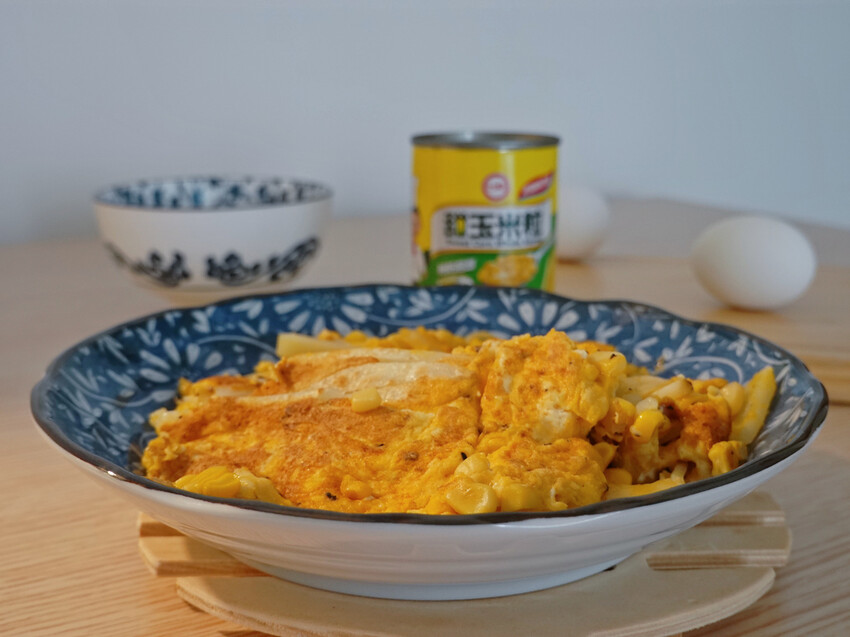 食譜｜馬鈴薯玉米炒蛋Scrambled Eggs with Potato and Corn