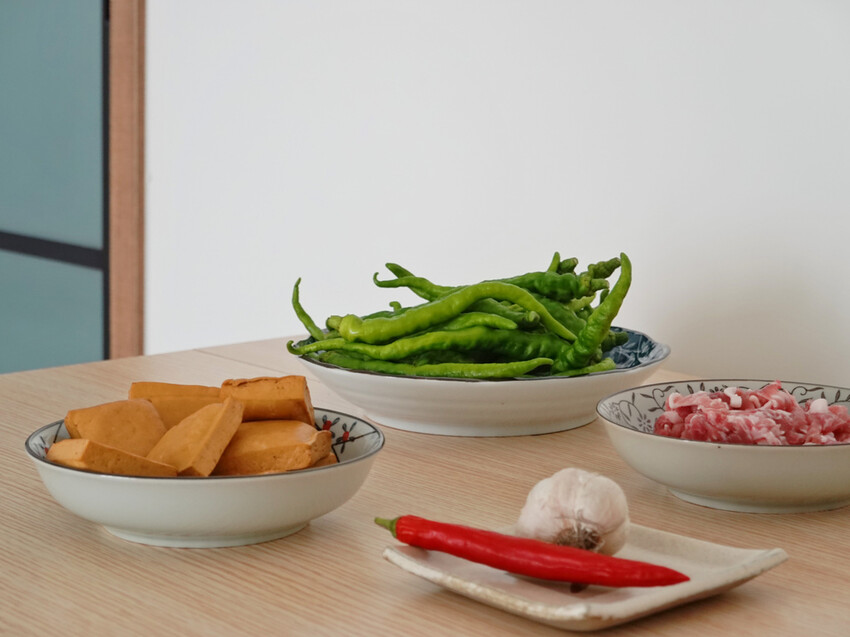 食譜|豆乾肉絲炒糯米椒Stir-fried Pork with Manganji Sweet Pepper and Dried Tofu