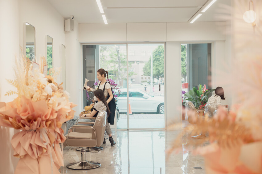 BAKER Hair Salon｜豐原染髮美髮推薦，全預約制，價格公開透明 - 莎笠，小日子