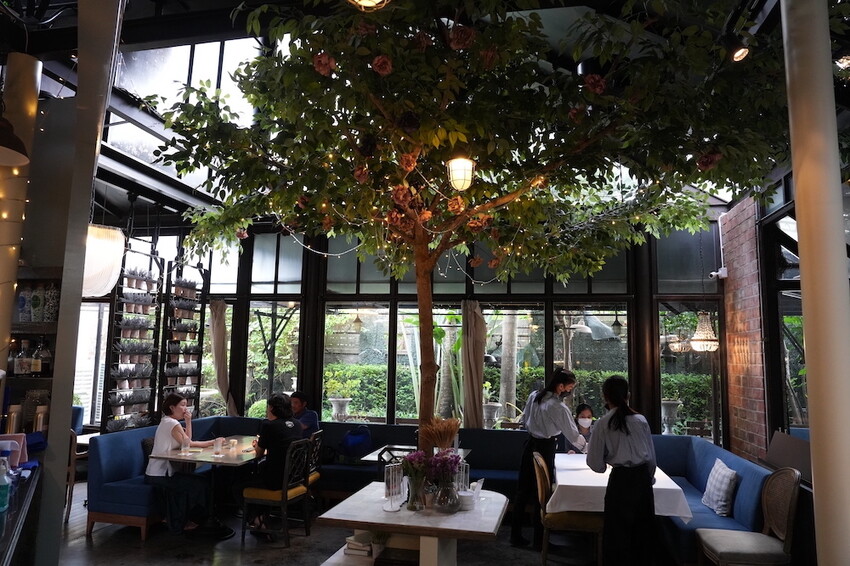 泰國泰國美食 Karmakamet Phrom Phong|環境優雅的網美系餐廳