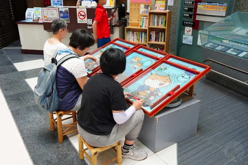 新北市三峽區細品三峽茶韻，感受茶文化的薰陶：2024新北藍茶藝術季在客家文化園區的品茗、採茶、揉茶、傳承文化的體驗之