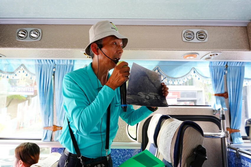 新北市三峽區細品三峽茶韻，感受茶文化的薰陶：2024新北藍茶藝術季在客家文化園區的品茗、採茶、揉茶、傳承文化的體驗之