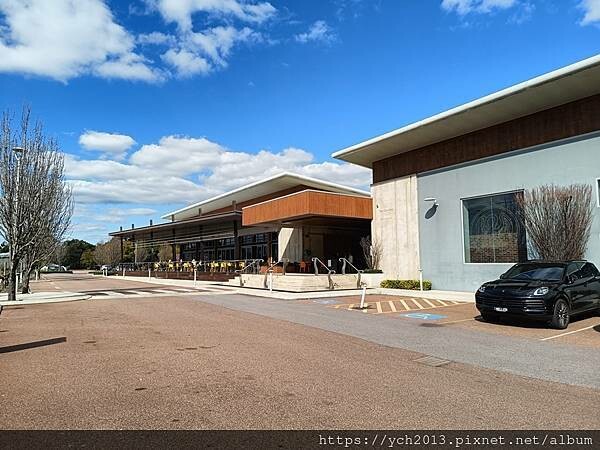 Sandalford酒莊午餐、餐後逛逛隔壁Mandoon E