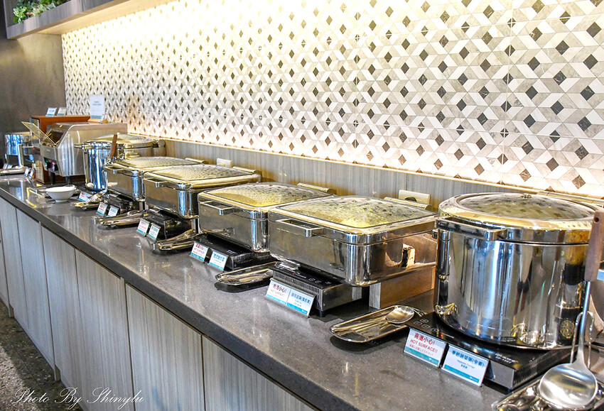 福容飯店旗下的輕旅品牌,IKEA主題房適!中西式早餐吃到飽