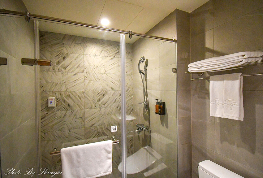 福容飯店旗下的輕旅品牌,IKEA主題房適!中西式早餐吃到飽