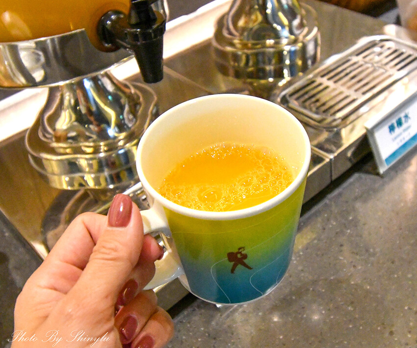 福容飯店旗下的輕旅品牌,IKEA主題房適!中西式早餐吃到飽