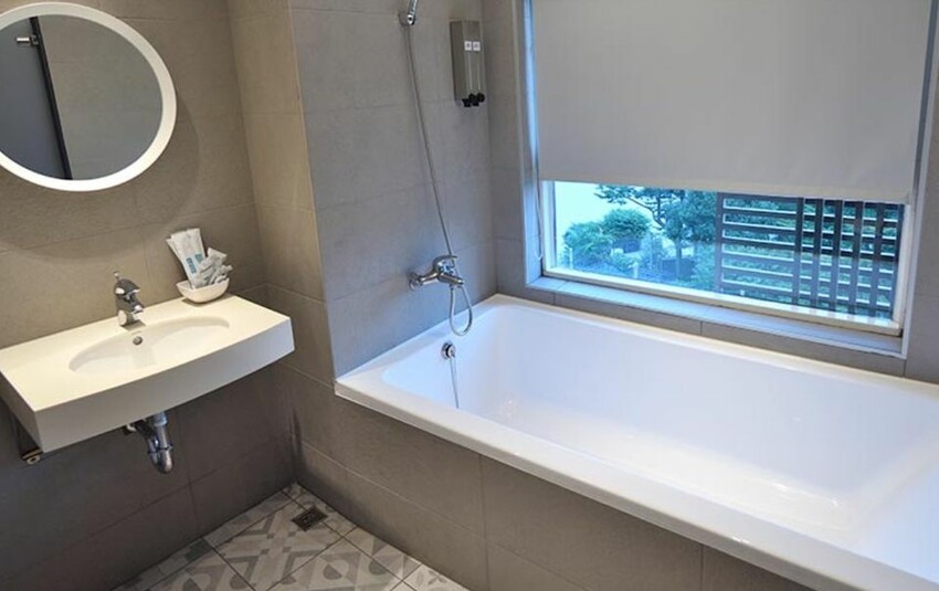 新加州景觀旅館-四人間-6