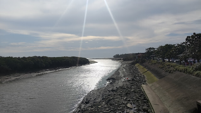 新豐紅樹林步道 - 紅毛港出海口