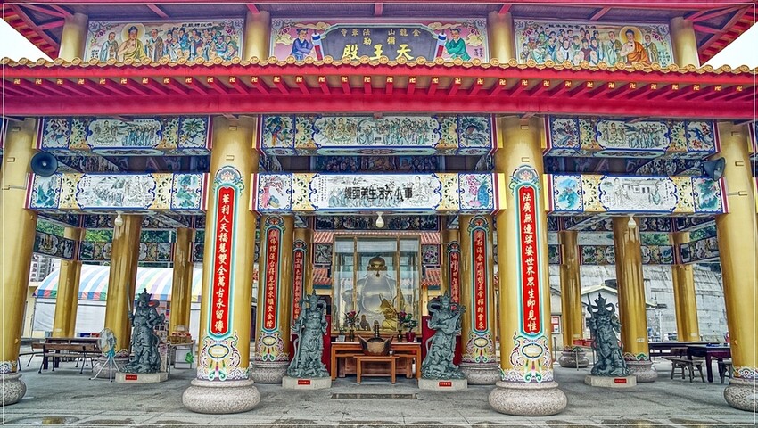 南投縣中寮鄉南投中寮鄉金龍山法華寺：探訪亞洲最大雙金龍，必訪網美打卡景點