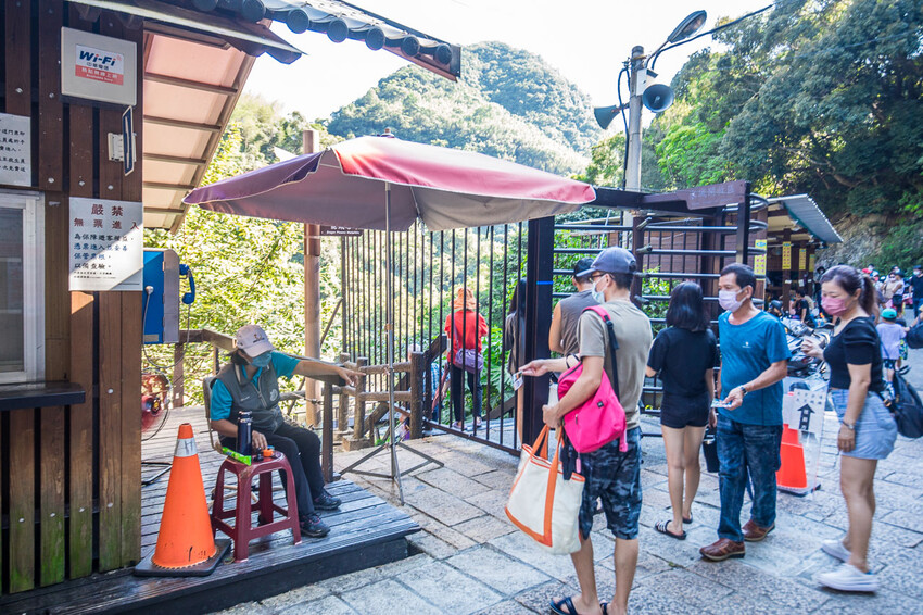 桃園市復興區宇內溪戲水區｜最強野溪戲水區正式回歸！睽違一年重新開放戲水囉