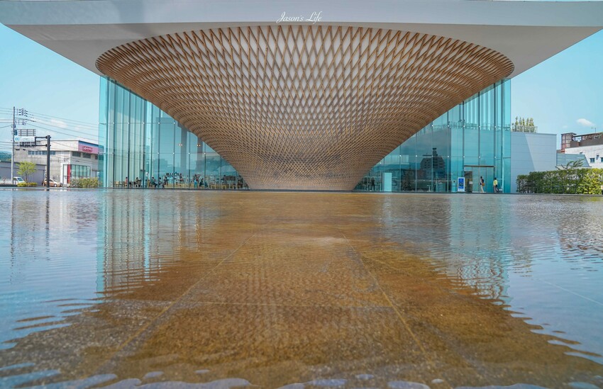 日本【日本靜岡│景點】靜岡縣富士山世界遺產中心。這買得到富士山交通錐，一窺富士山文化，體現爬富士山的景色