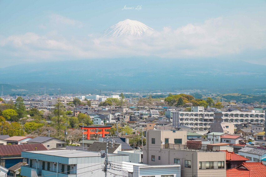 日本【日本靜岡│景點】靜岡縣富士山世界遺產中心。這買得到富士山交通錐，一窺富士山文化，體現爬富士山的景色