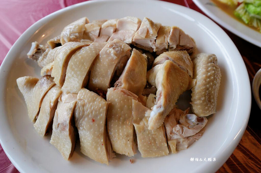 宜蘭親子農場,廣興農場,動物餵食、焢窯、 摸蜆、DIY體驗、