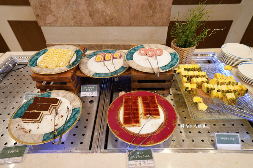 輕井澤1130飯店,溫馨四人房寬敞舒適、自助餐螃蟹吃到飽,輕